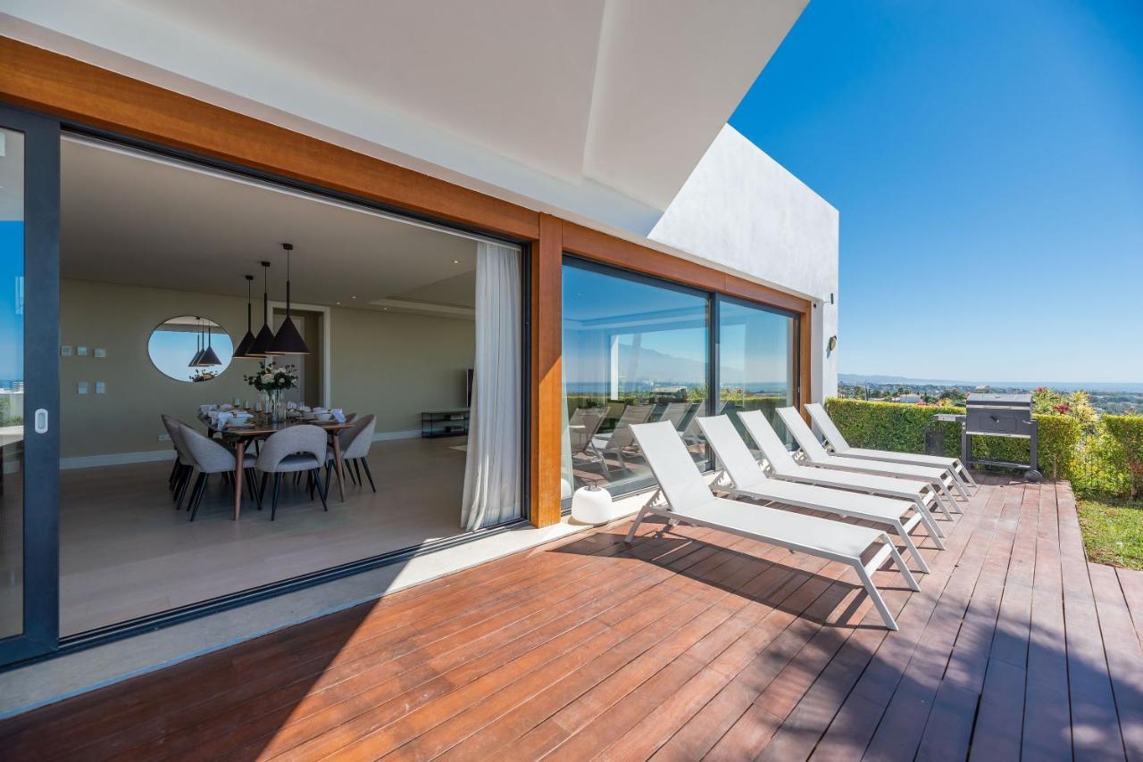 Vacation Marbella I Villa Paraiso The View, Infinity Heated Pool, Sea View, 24-7 Security, Golf Courses Estepona Exteriör bild
