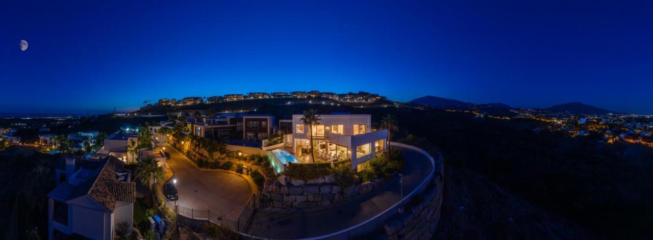 Vacation Marbella I Villa Paraiso The View, Infinity Heated Pool, Sea View, 24-7 Security, Golf Courses Estepona Exteriör bild